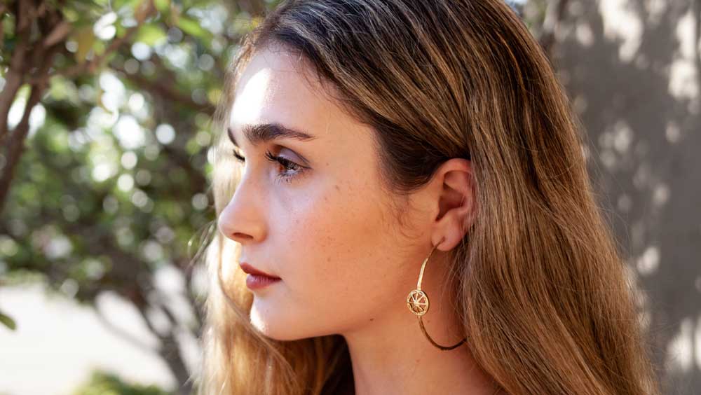 Large Unearthed Hoop Earring in Yellow Gold